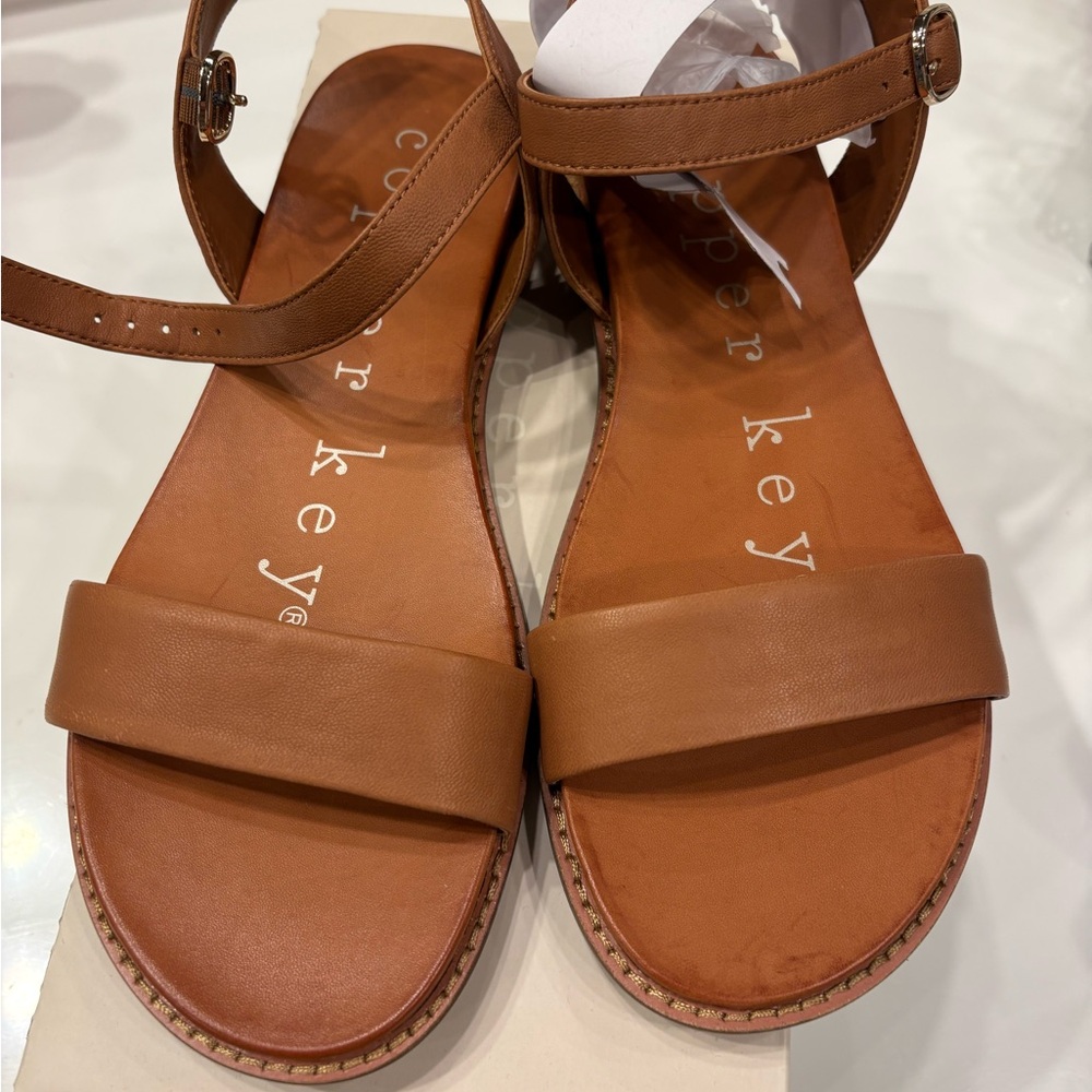 Copper Key Women's Brown Sandals